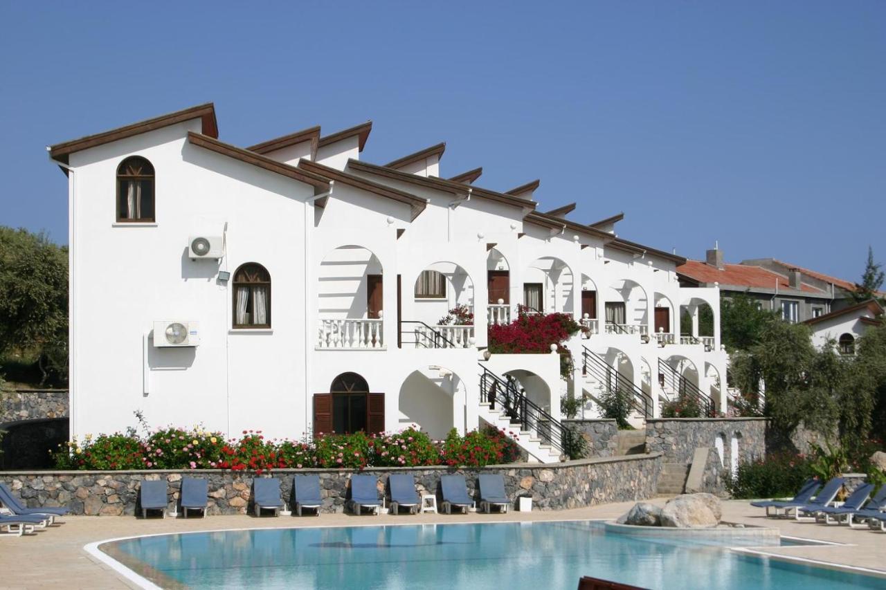Altinkaya Holiday Resort Kyrenia  Bagian luar foto